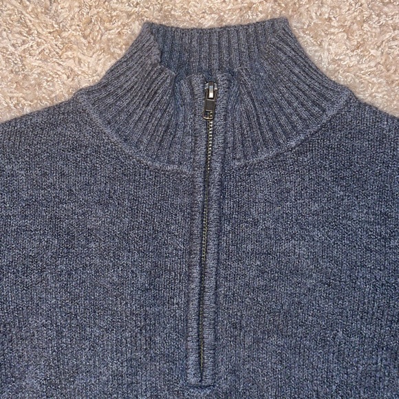 Universal Thread Small Long Sleeve - Picture 3 of 4